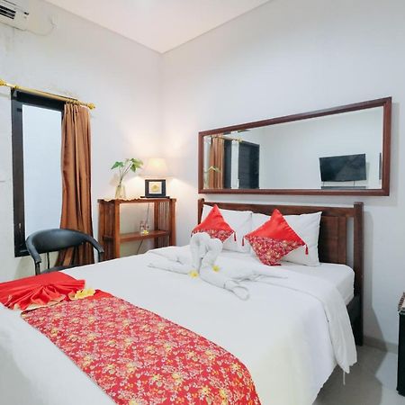 D'Tamblingan Guest House At Taman Griya Jimbaran Redpartner - Minimum Stay 30 Nights Kültér fotó