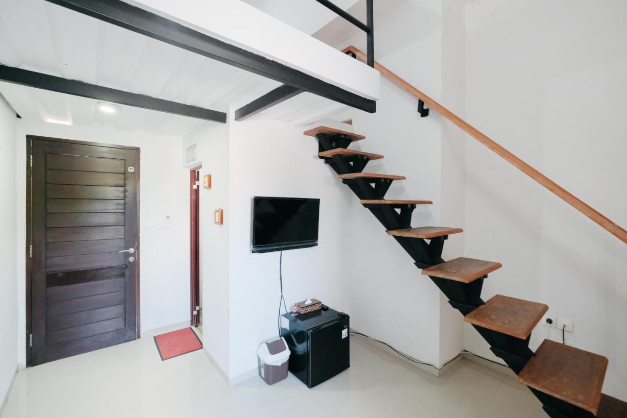 D'Tamblingan Guest House At Taman Griya Jimbaran Redpartner - Minimum Stay 30 Nights Kültér fotó