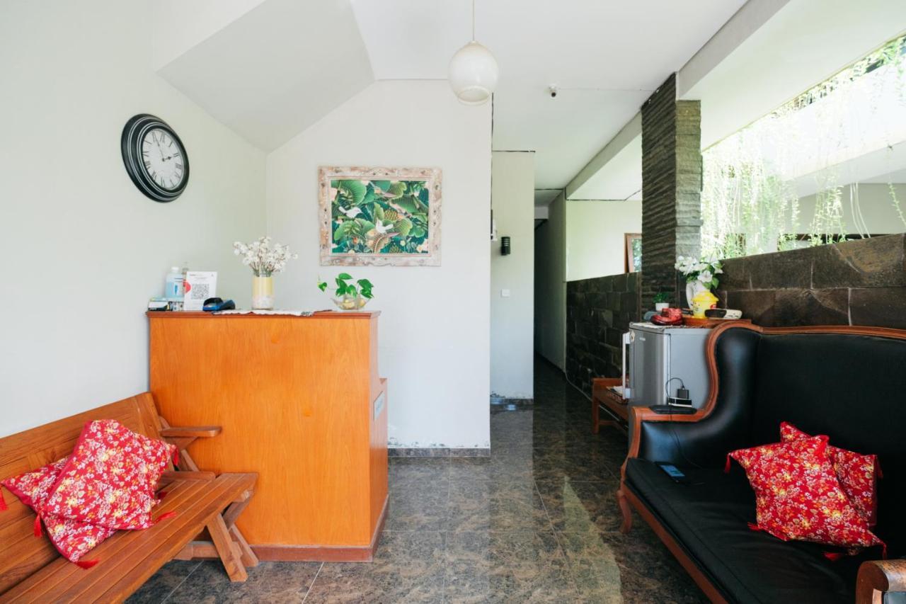 D'Tamblingan Guest House At Taman Griya Jimbaran Redpartner - Minimum Stay 30 Nights Kültér fotó