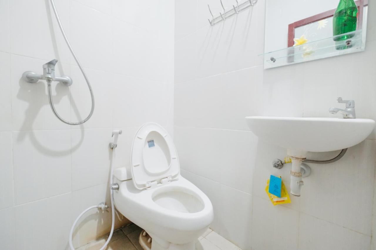 D'Tamblingan Guest House At Taman Griya Jimbaran Redpartner - Minimum Stay 30 Nights Kültér fotó