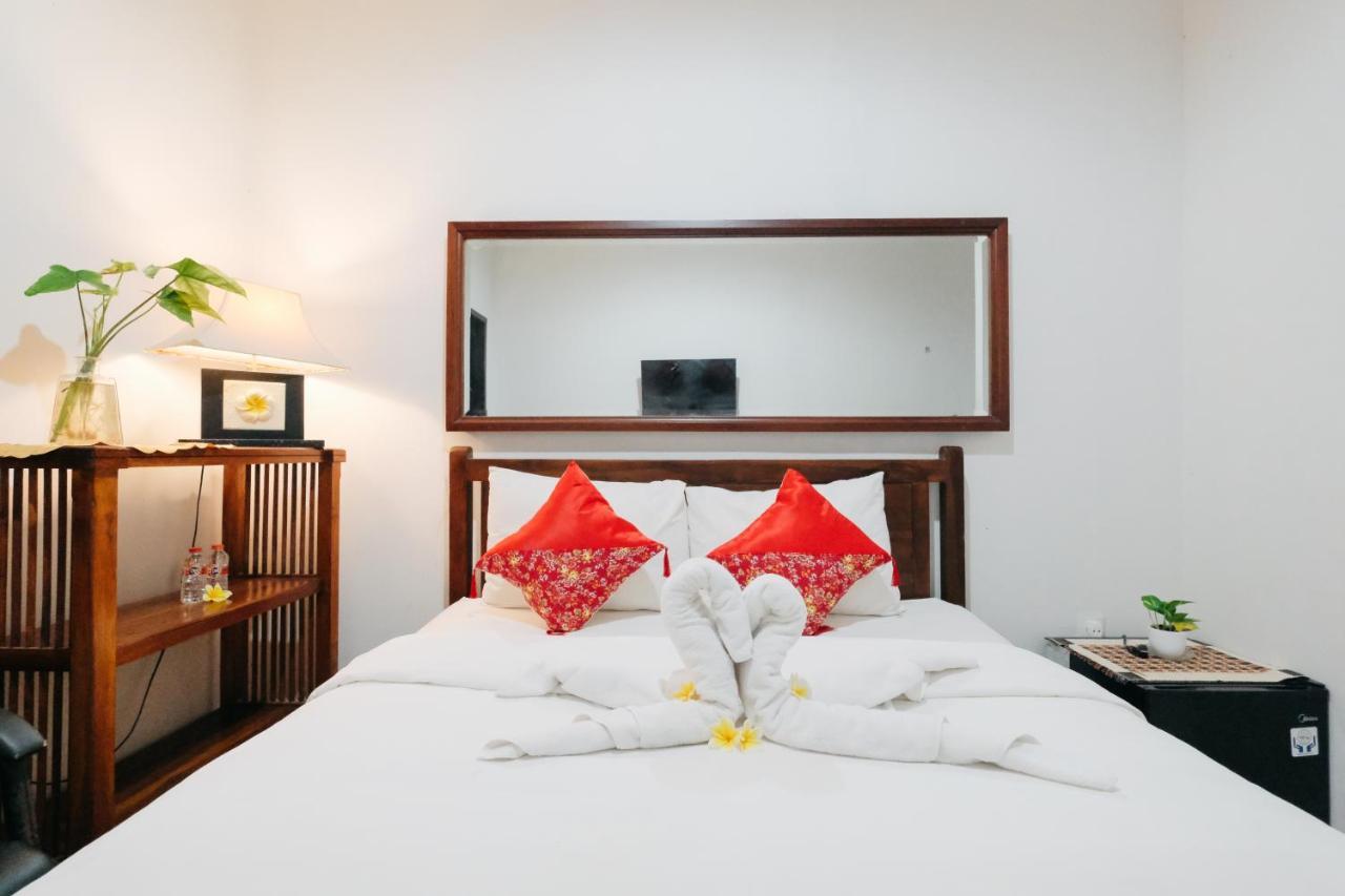 D'Tamblingan Guest House At Taman Griya Jimbaran Redpartner - Minimum Stay 30 Nights Kültér fotó